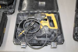 lot 375 image: DeWalt D25303  12 SDS Rotary Hammer Steel Drilling  with Plastic Case