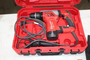 lot 408 image: Milwaukee 5268-21 1-18 SDS Plus Rotary Hammer  with Plastic Case