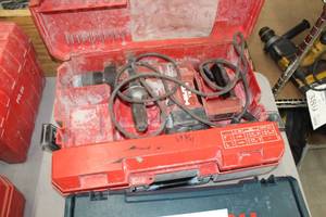 lot 396 image: Hilti TE 24 Hammer Drill  with Plastic Case