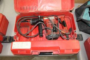 lot 403 image: Hilti TE 22 Rotary Hammer Drill  with Plastic Case