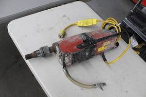 lot 453 image: Hilti DD200 Concrete Coring Drill