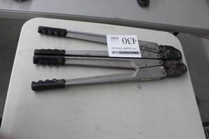 lot 430 image: Lot of (2) Cable Clamps