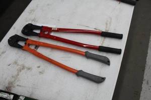 lot 450 image: Lot of (2) Cable Cutters