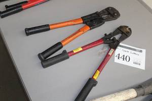 lot 440 image: Lot of (2) Cable Cutters