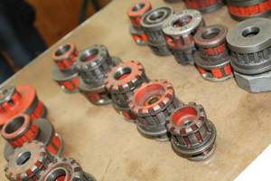 lot 501 image: Lot of (5) Ridgid Pipe Thread Heads  - 18, 14, 34, 1, 1