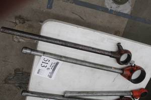 lot 513 image: Lot of (2) Pipe Thread Wrenches  - 2-12, 3-12