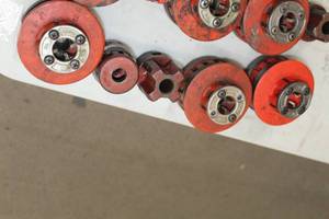 lot 511 image: Lot of (5) Ridgid Pipe Thread Heads  - All 38