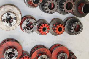 lot 509 image: Lot of (5) Ridgid Pipe Thread Heads  - 38, 12, 12, 34, 1