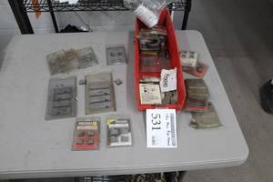 lot 531 image: Lot of Pipe Thread Tools and Accessories (in bin)