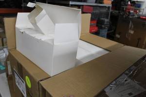 lot 535 image: Lot of (100) Noble Lamp 7W, 27K, White (in box)