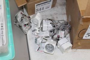 lot 544 image: Nora Lighting NT Series Track Light Fitting Light Fixtures