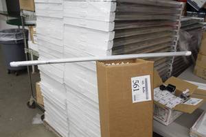 lot 561 image: Lot of (43) 48 inch T8 32W 3500K Frosted 100-277V Plug and Play LED Tube Bulbs ZY-T8-15W1200 BIXX 48L