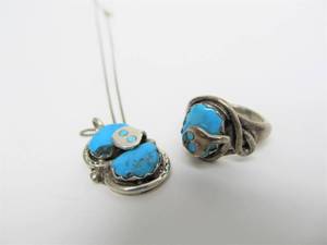 lot 10 image: Signed Sterling Silver EFFIE C Zuni Pendant Necklace & Ring Set