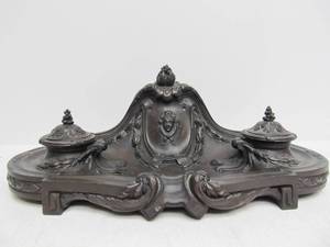 lot 181 image: Ornate Victorian Style Inkwell
