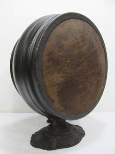 lot 118 image: Very Cool Old Vintage Cast Iron Radiola Model 100 Loud Speaker