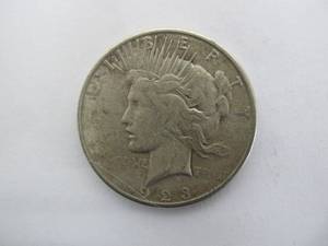 lot 247 image: 1923 S Peace Dollar