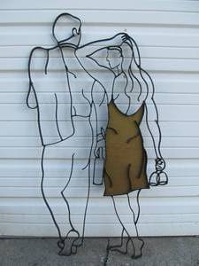 lot 152 image: Large Metal Silhouette Romantic Couple Wall Hanging