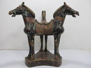 lot 155 image: Bras Copper & Wood Sculptural Horse CoffeeLamp Table Base