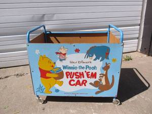 lot 76 image: Vintage 1960s WINNIE THE POOH Push Em Car Rolling Toy Box