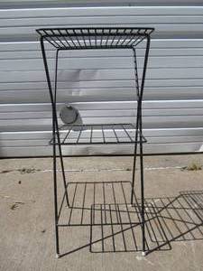 lot 77 image: Mid Century Metal Wire Plant Stand Side Table
