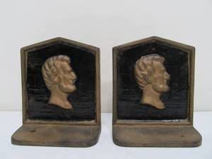 lot 265 image: Antique Gilt Cast Iron Abraham Lincoln Bookends