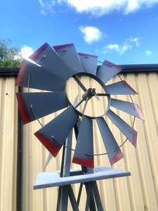 lot 308 image: Large 8 Metal Windmill
