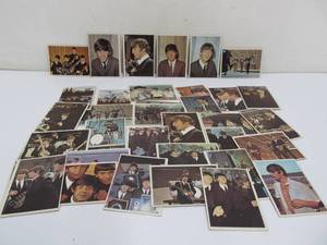 lot 323 image: Nice Lot of Vintage BEATLES Trading Cards