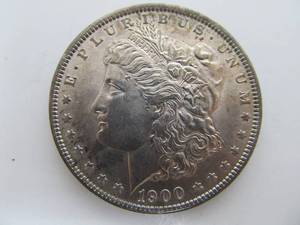 lot 333 image: 1900 O Uncirculated Morgan Silver Dollar
