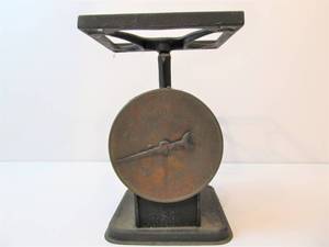 lot 31 image: Antique PostalKitchen Scale wPatriotic Soldier Graphics