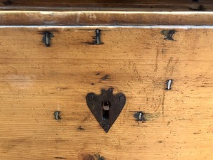 lot 48 image: Early Antique Pine dome Top Immigrants Chest