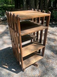 lot 53 image: Antique Arts & Crafts Oak Swivel Book Shelf