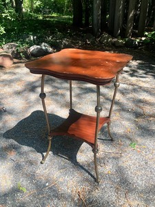 lot 54 image: Vintage 1930s Era 2-Tiered Lamp Table wBrass Legs