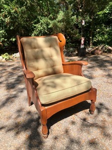 lot 59 image: Vintage Mid Century Parlor Armchair