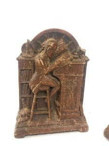 lot 86 image: Pair of Vintage Bookends