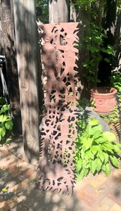 lot 103 image: Original Vintage Haitian Folk Art Tall Metal Sculpture by Joseph Louis-Juste (1940-1989)