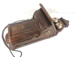 lot 110 image: Antique ERICSSON Hand Crank Wall Telephone