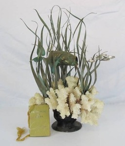 lot 124 image: Vintage Reflections of Nature Bronze Wildlife Bass Sculpture by Gregory Higgins