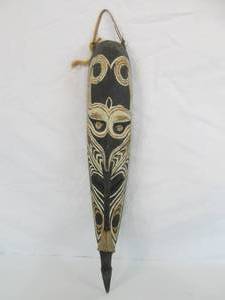 lot 131 image: Vintage Tribal Wood Face Carving 