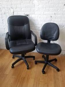 lot 120 image: Pair of Rolling Office Chairs
