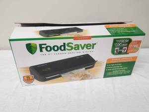 lot 93 image: FoodSaver Vacuum Sealer
