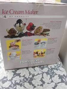 lot 95 image: Hamilton Beach Ice Cream Maker