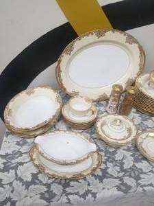 lot 78 image: Huge Noritake China Set - Glovern Pattern
