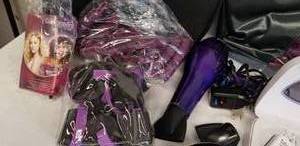 lot 125 image: Lot of Beauty Supplies