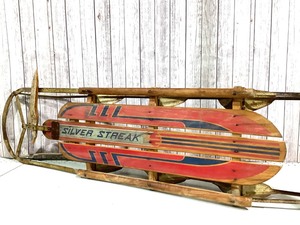 lot 86 image: Vintage Sled