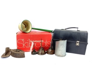 lot 89 image: Vintage Miscellaneous
