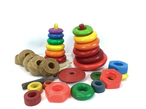 lot 91 image: Vintage Toys