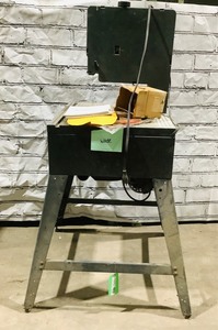lot 134 image: Band Saw