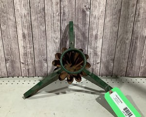 lot 167 image: Old Tree Stand