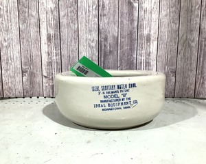 lot 165 image: Vintage Sanitary Water Bowl