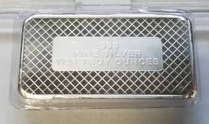 lot 42 image: 10 TROY OZ. .999 FINE SILVER BAR US FLAG DESIGN SEALED